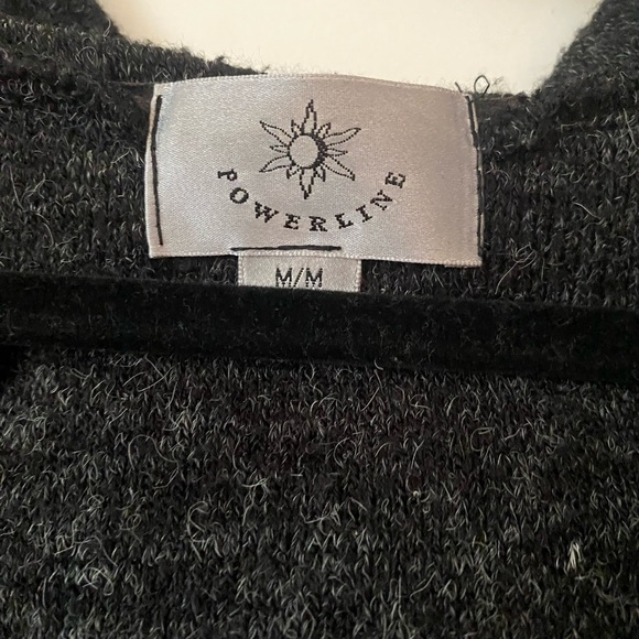 Powerline Canada Cozy Cropped Zip Up Sweater - Picture 3 of 5
